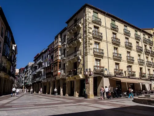 Oficina virtual en Granada centro, Andalucía, para autónomos y empresas de Fresno de Caracena. Recepción y envío de correspondencia, paquetería. Sala de reuniones